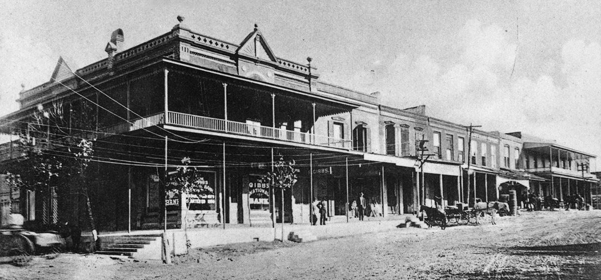 Early 1850 Huntsville, specifically the corner of 11th Street and University Avenue.