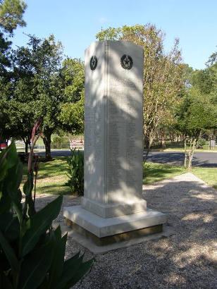 The James Gillespie Monument at Oakwood Cemetery.